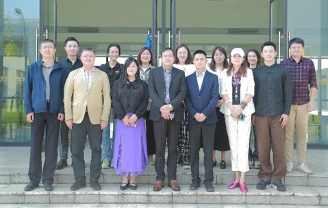 图片1 图片1